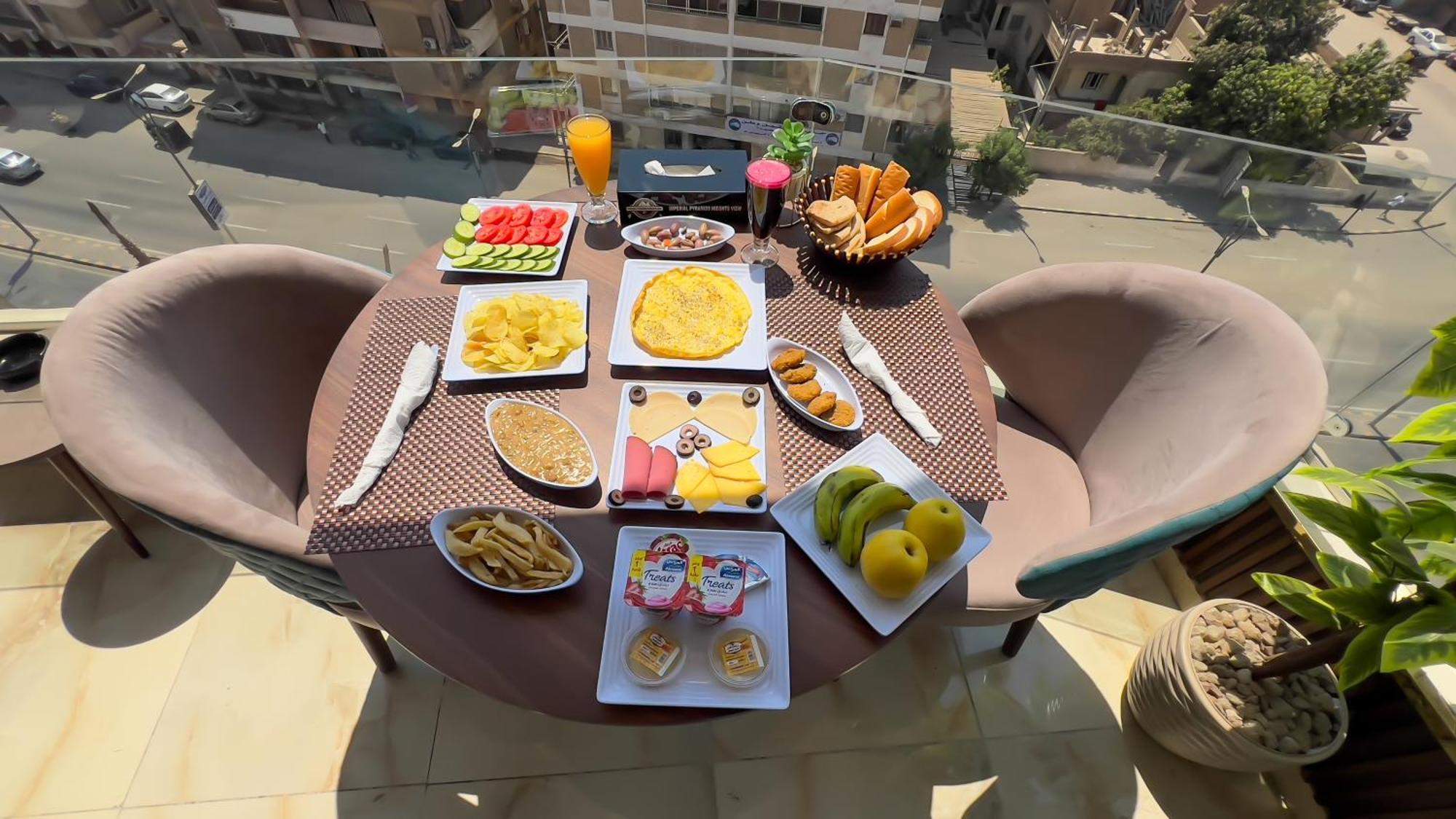 Bed and Breakfast Imperial Pyramids Heights View Nazlet el-Sîsi Exterior foto