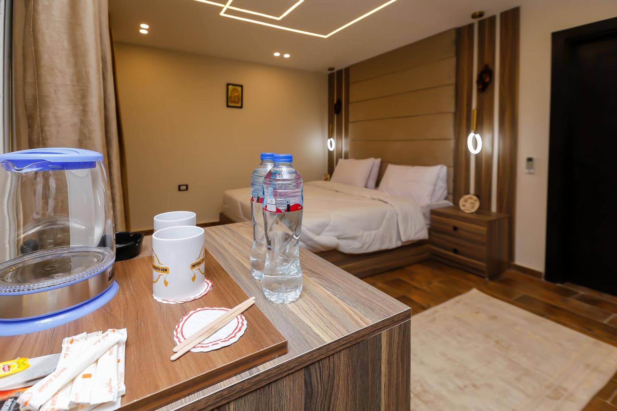Bed and Breakfast Imperial Pyramids Heights View Nazlet el-Sîsi Exterior foto